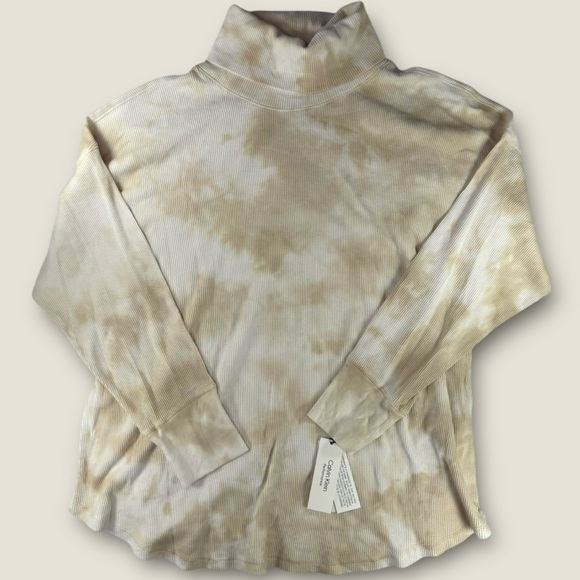 Calvin Klein Sweaters - Calvin Klein Cream‎ Long Sleeve Top